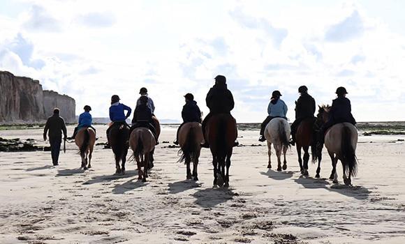 balade à cheval sur la plage